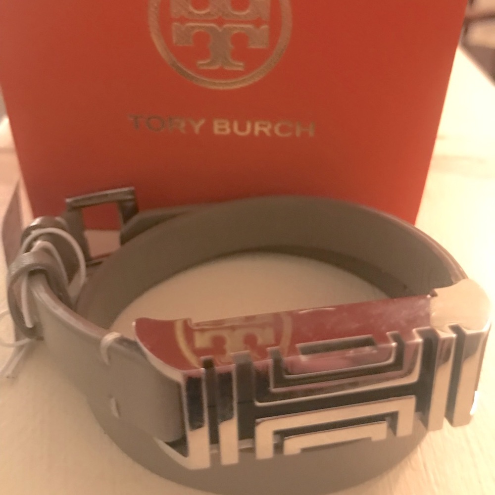 Gorgeous Tory Burch double wrap bracelet ❤️